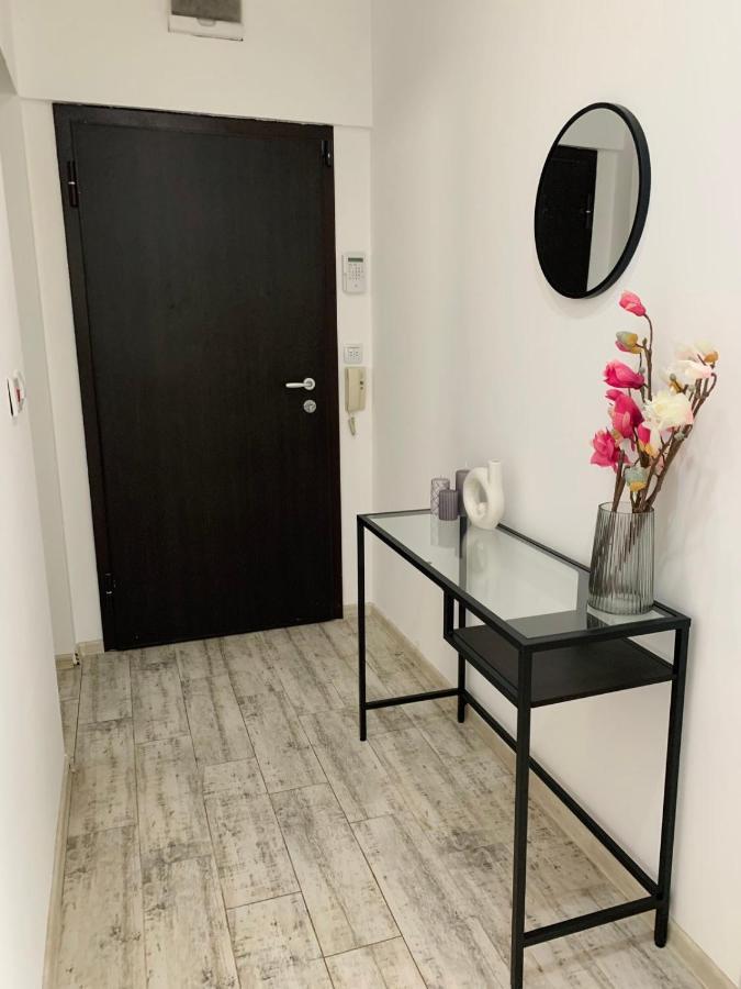 Nordic Style Apartment With Underground Parking София Екстериор снимка